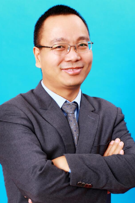 李君明